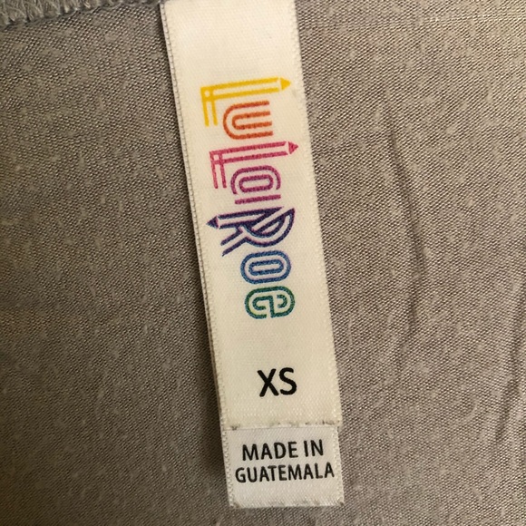Lularoe | Grey Top - Picture 2 of 2